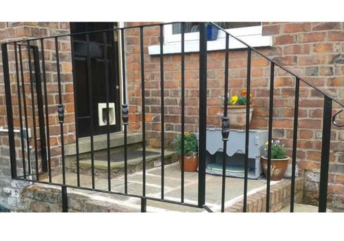 KH Fabrications front entrance railings