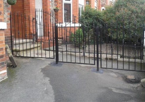 KH Fabrications gates and railings